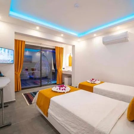 2 Bedroom With Pool - 9136 * Kalkan