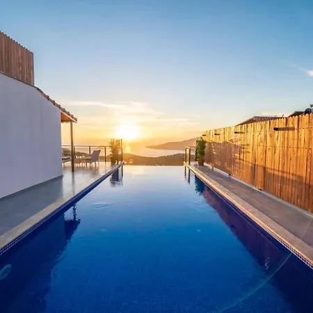 2 Bedroom With Pool - 9136 Villa
