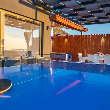 2 Bedroom With Pool - 9136
