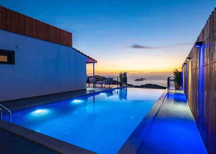 2 Bedroom With Pool Вилла Калкан