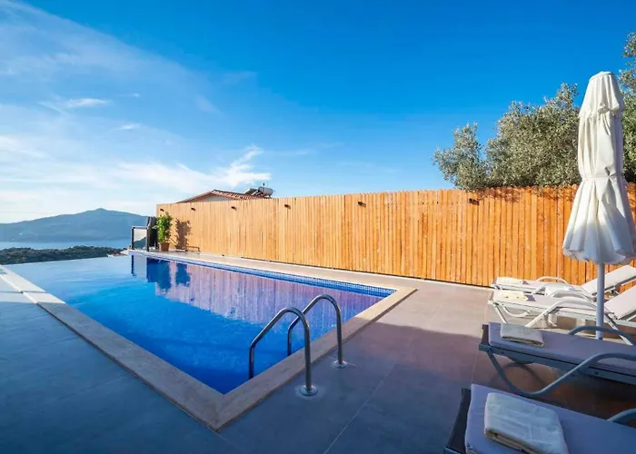 2 Bedroom With Pool Вилла