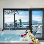 2 Bedroom With Pool カルカン