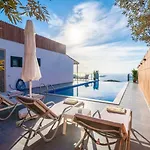2 Bedroom With Pool ヴィラ *